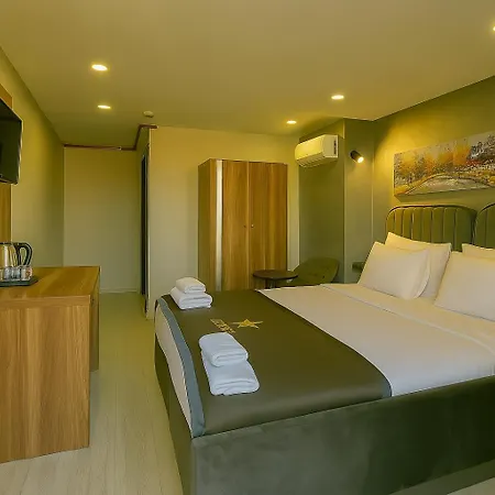 Monezza Avcılar Hotel 3*