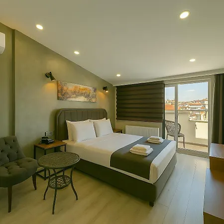 Monezza Avcilar Hotell