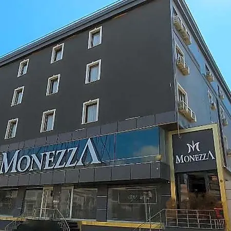 Monezza Avcilar Hotel