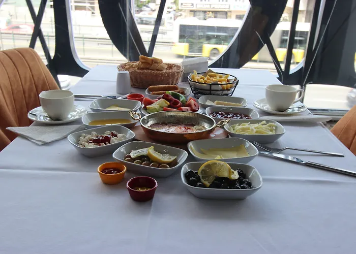 Ξενοδοχείο Monezza Avcilar 3*